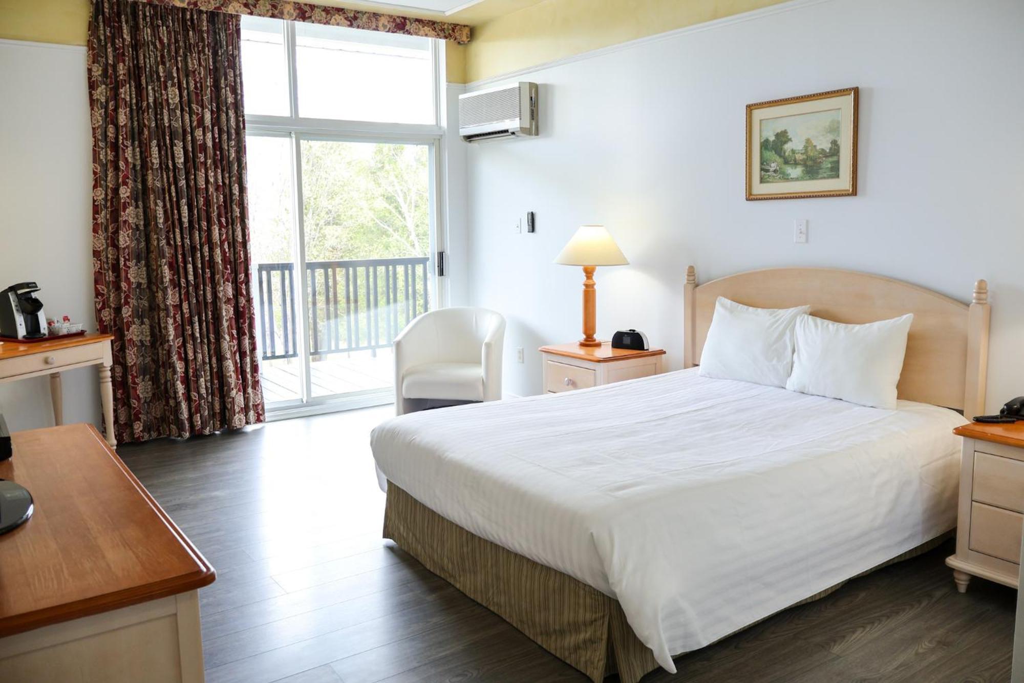 Hotel Au Petit Berger 라말베 외부 사진