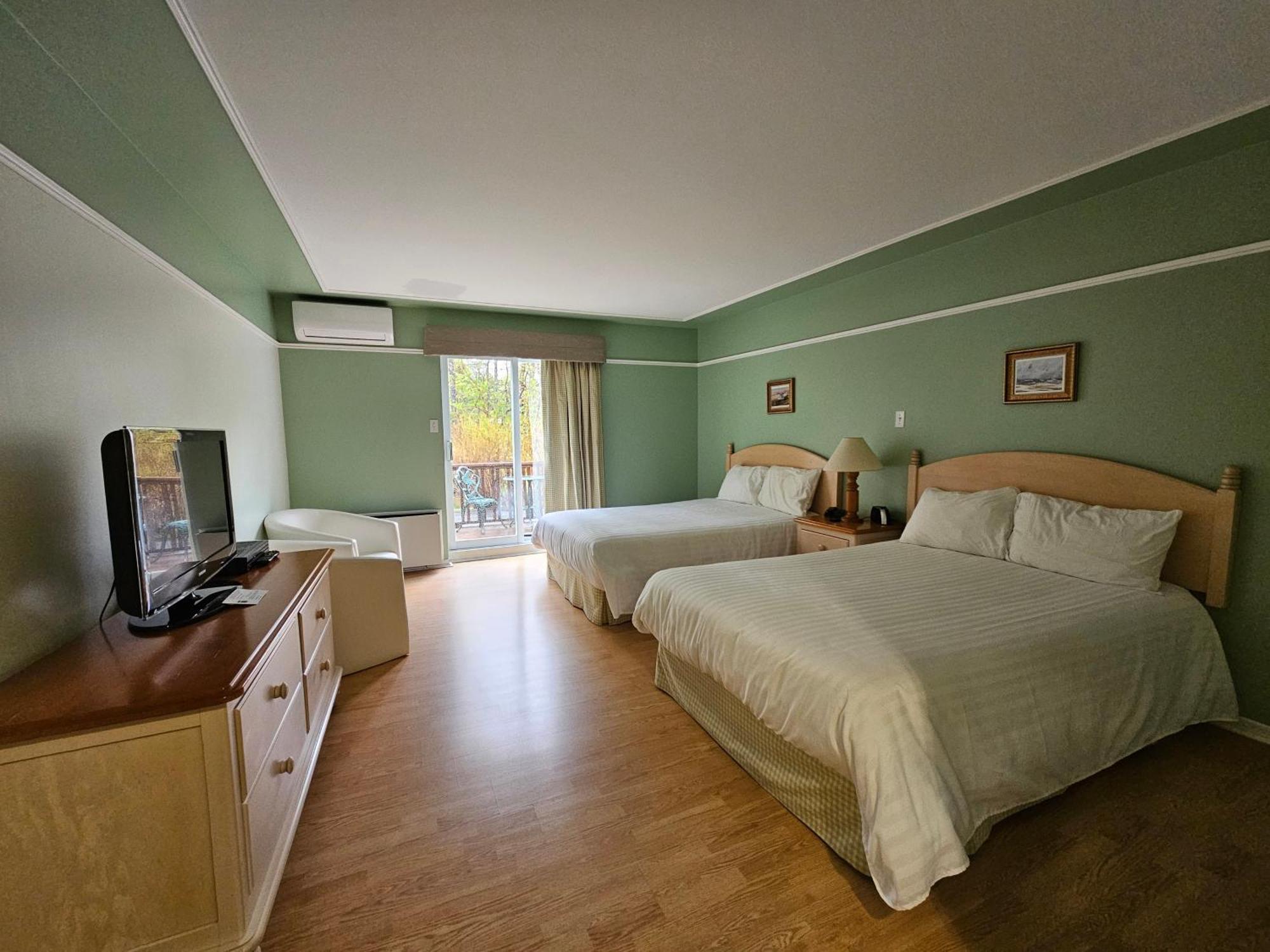 Hotel Au Petit Berger 라말베 외부 사진